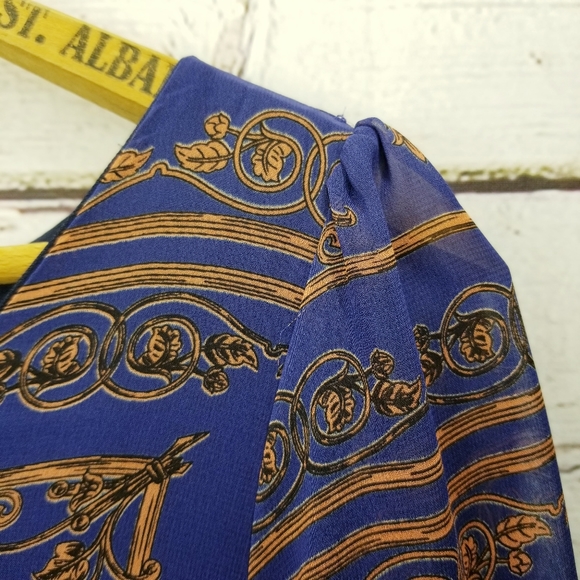 Ezra Blue and Pink Shift Dress - Picture 6 of 8